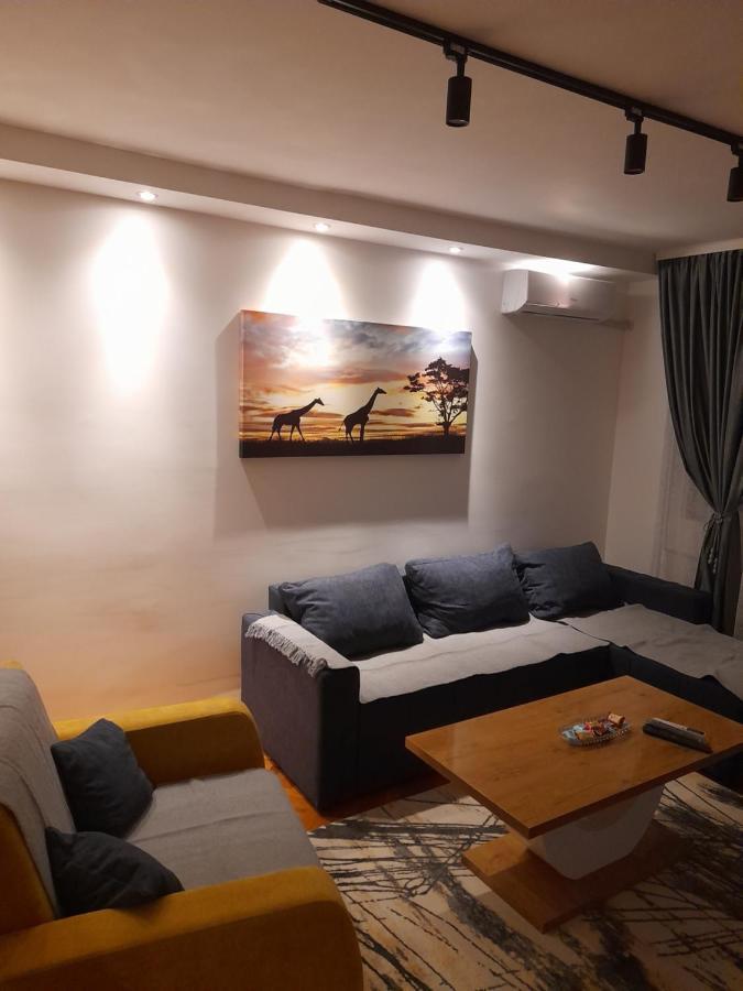 Holiday Apartaments 2 Ni Εξωτερικό φωτογραφία