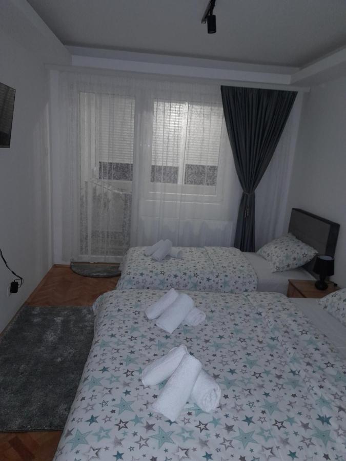Holiday Apartaments 2 Ni Εξωτερικό φωτογραφία