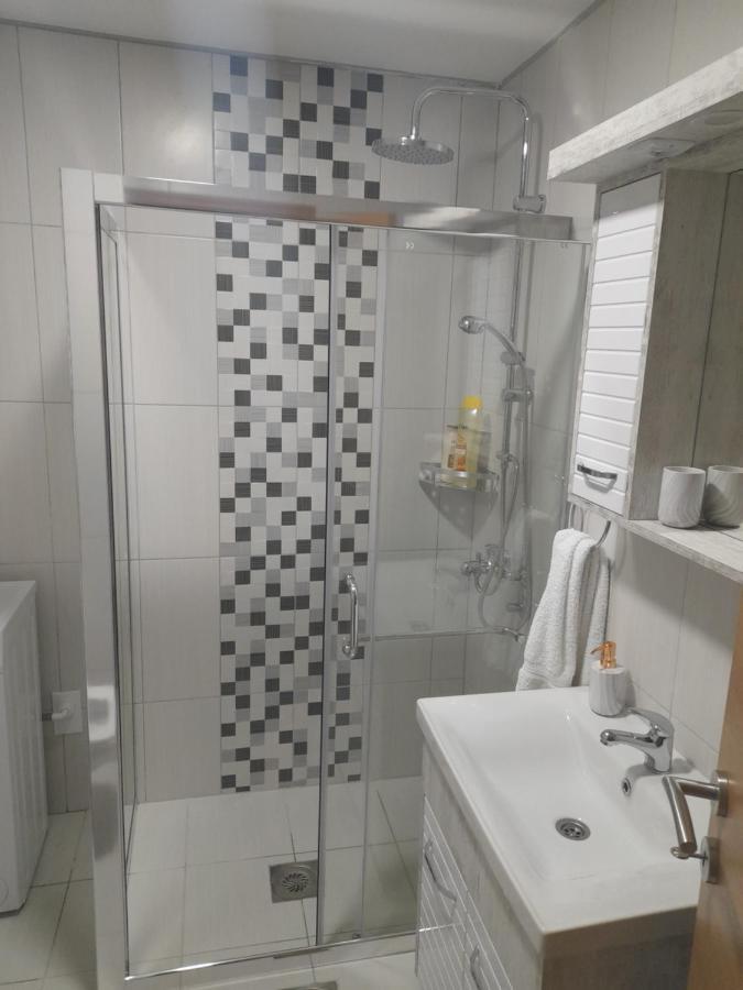 Holiday Apartaments 2 Ni Εξωτερικό φωτογραφία