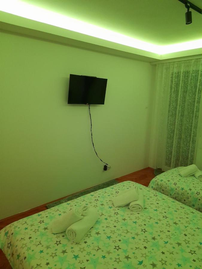 Holiday Apartaments 2 Ni Εξωτερικό φωτογραφία